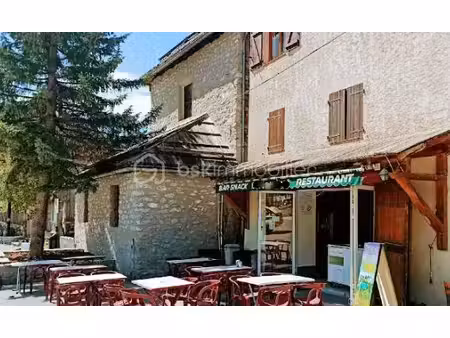 fonds de commerce à allos