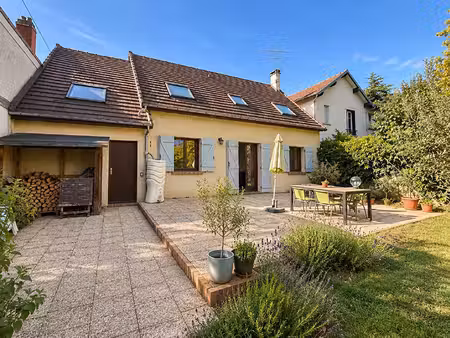 vente maison 8 pièces  140.00m²  chatou