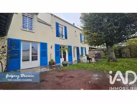 maison de village à château-landon (77570)