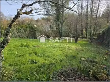 vente terrain à fontenay-le-comte (85200) : à vendre / 475m² fontenay-le-comte
