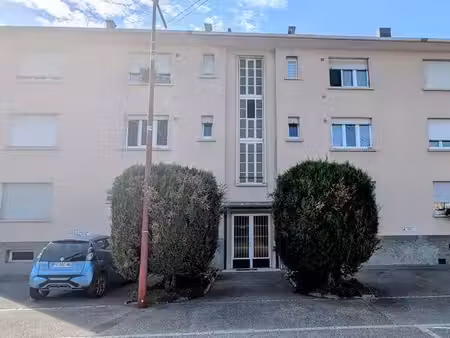 appartement 3/4 pièces de 86 m² avec garage  parking et cave