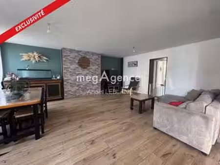 vente maison à bais (53160) : à vendre / 200m² bais