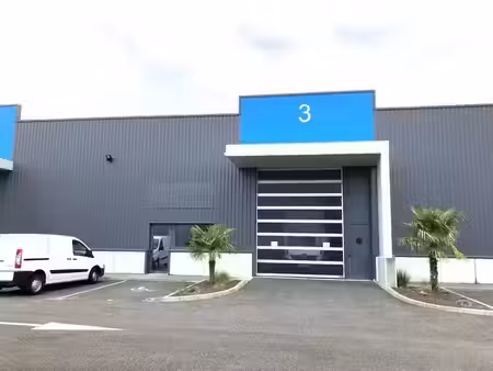 location local d'activités toulouse 215 m²