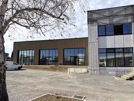 location local d'activités toulouse 497 m²