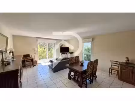vente appartement 3 pièces 77m2 orthez 64300 - 175000 € - surface privée