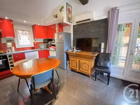 appartement f2 à vendre - 3 pièces - 34 m2 - ste maxime - 83 - provence-alpes-cote-d-azur