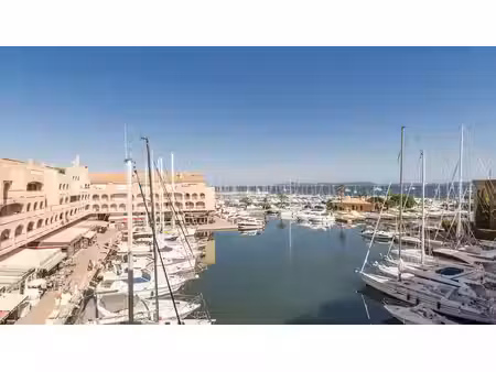 vente local commercial 7 pièces 90m2 hyères 83400 - 360000 € - surface privée