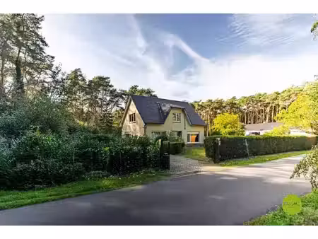 uniek gelegen woning op een prachtig perceel van 3333 m²
