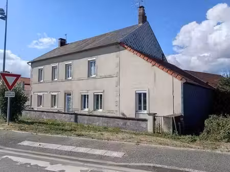 immeuble de 2 logements avec grange sur 1 5 ha