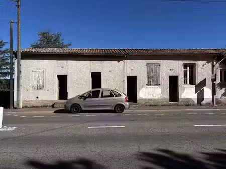 vente immeuble 7 pièces 169 m² à graulhet (81300)  99 000 €