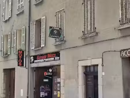vente immeuble 0 pièces 253 m² à carces (83570)  259 000 €