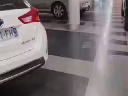 vente parking 13 m² à nimes (30000)  13 500 €