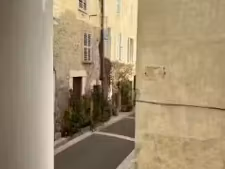 appartement avec 2 chambres à vendre à valbonne avec dg pres