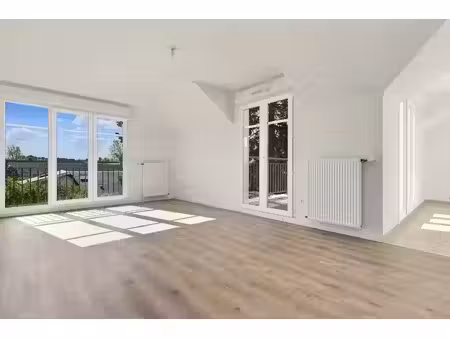 vente appartement 4 pièces 83 m² à plaisir (78370)  349 000 €