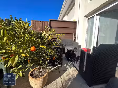 appartement à louer 2 pièces 42 m² - nîmes (30) - 523€