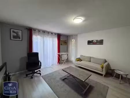 appartement à louer 2 pièces 47.68 m² - gex (01) - 1 050€