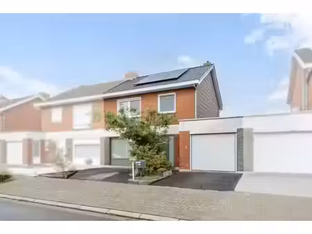 maison à vendre à limnanderstraat 11 oostrozebeke (rbx13142)