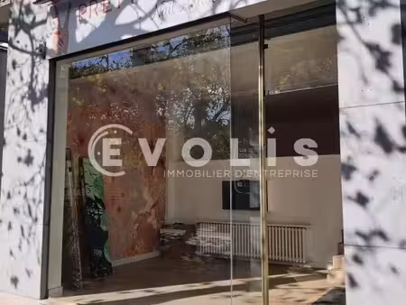 vente commerce 65m²