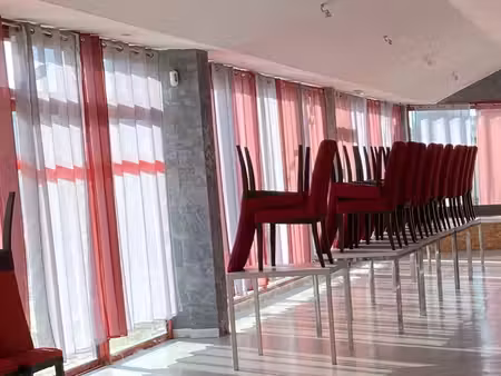 location commerce seysses 31600 800m²