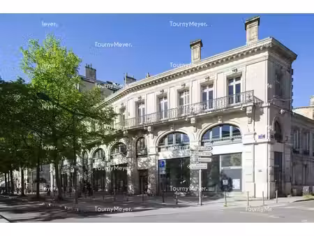 location commerce bordeaux 33000 669m²