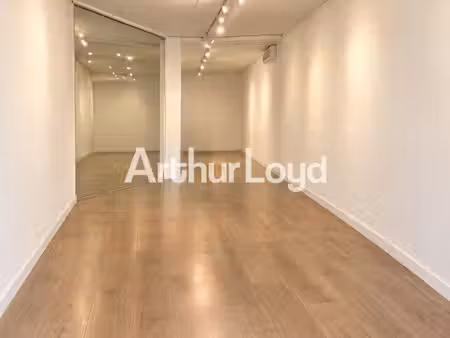 location commerce caen 14000 46m²