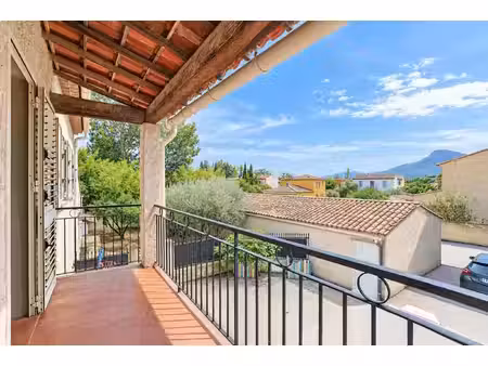t4 de 87.5 m2 avec terrasse  garage et parking privatif !