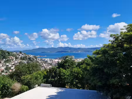 fort de france : exclusivité à didier : t4 vue mer - 3 chamb