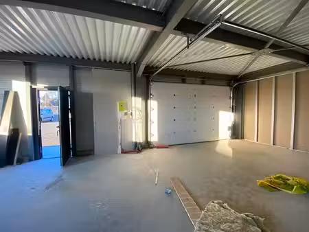 location entrepôt grenade 31330 200m²
