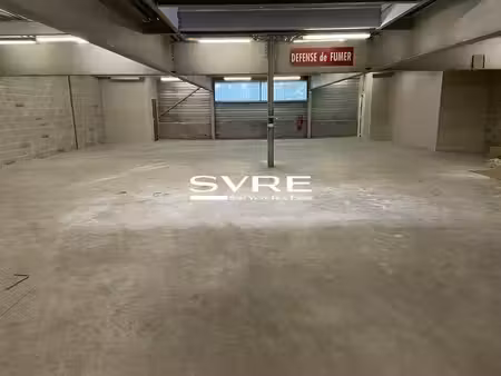location entrepôt aubagne 13400 550m²