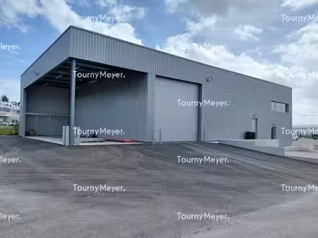 location local d’activités bassens 33530 528m²