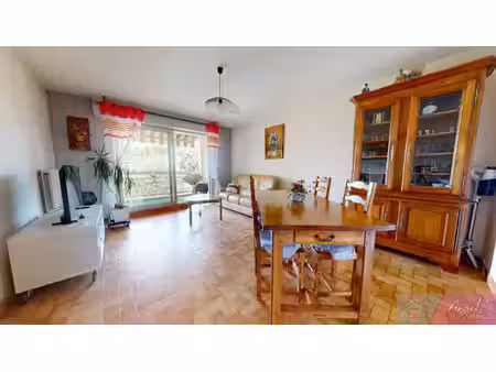 achat appartement 3 pièces 67m² gray 70100