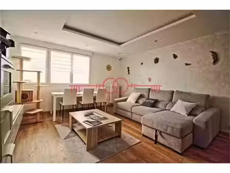 vente appartement 4 pièces 68 m² à chalons-en-champagne (51000)  95 000 €