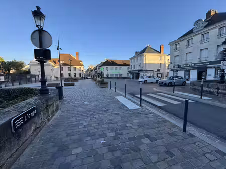 à louer – charmant 2 pièces en centre-ville d’arpajon avec cave