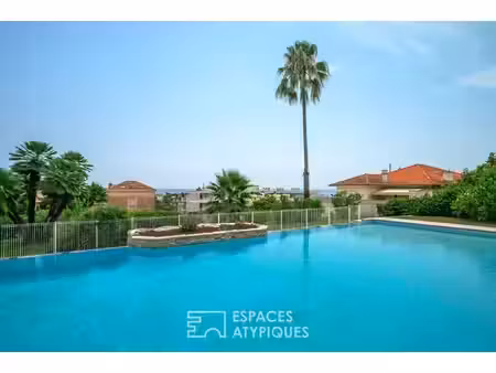 maison en bord de mer dans résidence de luxe avec piscine à vallauris