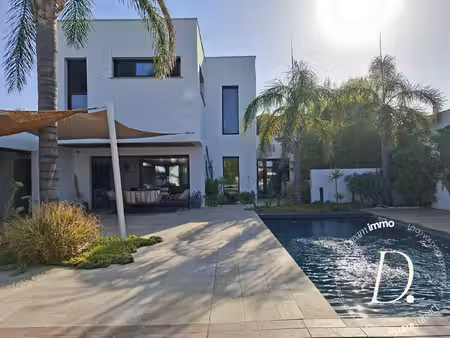 maison contemporaine avec piscine – villeneuve-de-la-raho