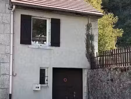 location maison 2 pièces 52.28 m² à saint claude (39200)  695 €