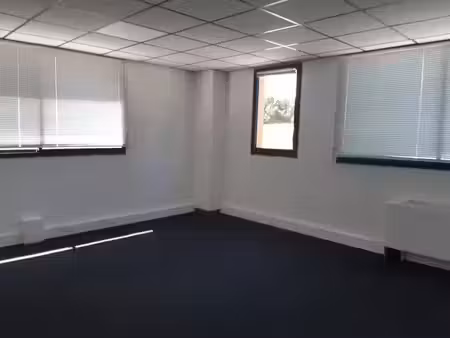 location locaux professionnels 410 m² à colomiers (31770)  3 346 €