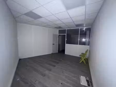 location locaux professionnels 1 pièce 190 m² à cugnaux (31270)  1 550 €