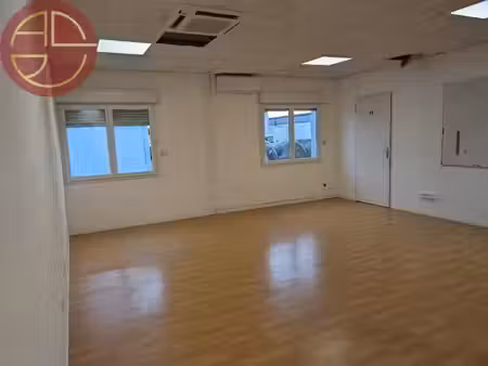 location locaux professionnels 260 m² à labarthe-sur-lèze (31860)  2 405 €