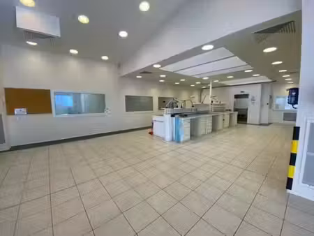 location locaux professionnels 1 pièce 800 m² à pamiers (09100)  6 666 €