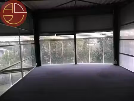 location locaux professionnels 350 m² à saint-jean (31240)  4 760 €