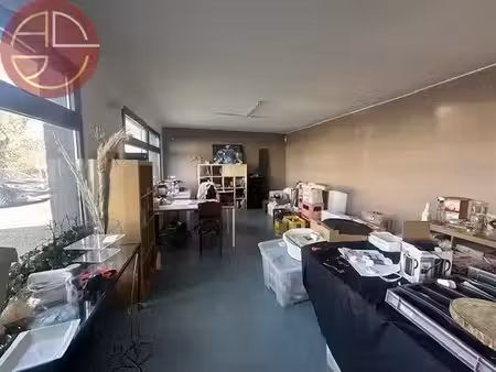 location locaux professionnels 4 pièces 200 m² à toulouse (31000)  2 304 €