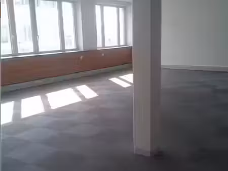 location locaux professionnels 93 m² à toulouse (31000)  1 074 €