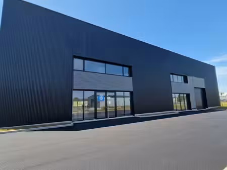 local d'activité // bureaux // taden 300 m2 top emplacement