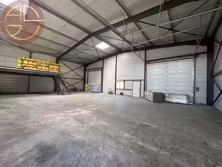 location locaux professionnels 1 pièce 2000 m² à montauban (82000)  16 667 €