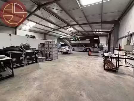 location locaux professionnels 1 pièce 730 m² à fronton (31620)  3 501 €