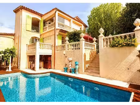 villa de luxe de 6 pièces en vente antibes  france