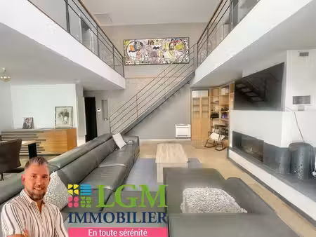 maison de ville – 230 m² – 4 suites – terrain 520 m²