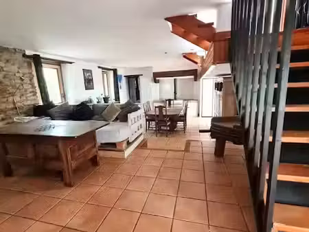 vente maison 8 pièces 218 m² à locunolé (29310)  345 000 €
