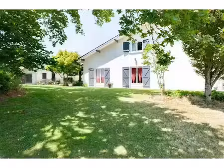 vente propriété 5 pièces 178 m² à saint-aubin (40250)  325 000 €
